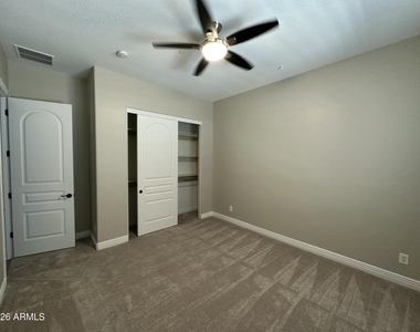 17388 N 101st Way - Photo Thumbnail 8