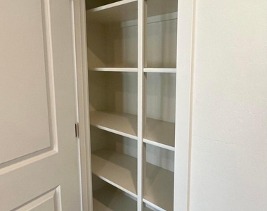 11414 W La Reata Avenue - Photo Thumbnail 7
