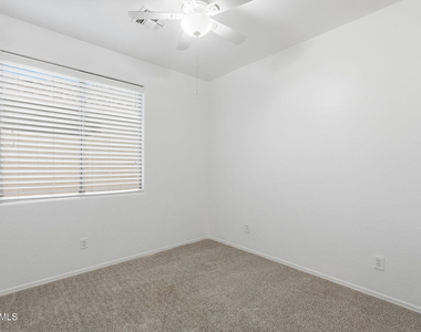 3822 W Adamanda Court - Photo Thumbnail 19