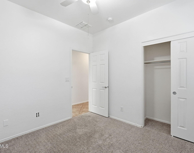 3822 W Adamanda Court - Photo Thumbnail 20