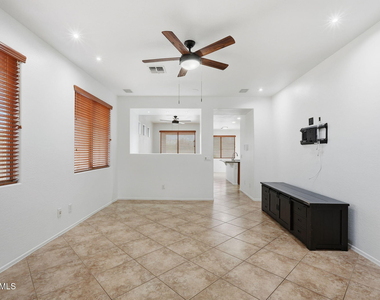 3822 W Adamanda Court - Photo Thumbnail 6