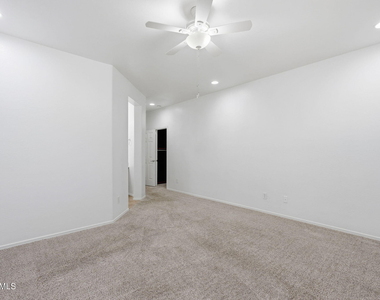 3822 W Adamanda Court - Photo Thumbnail 25