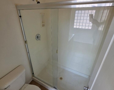 5532 W Southgate Avenue - Photo Thumbnail 18