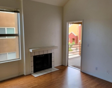 154 W 5th Street - Photo Thumbnail 5