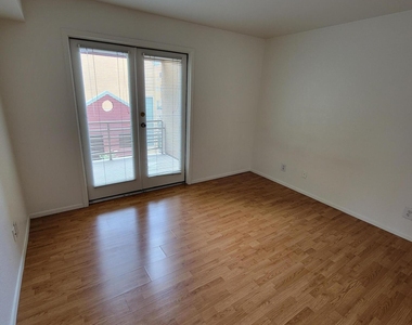 154 W 5th Street - Photo Thumbnail 7