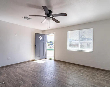 37 E El Parque Drive - Photo Thumbnail 8