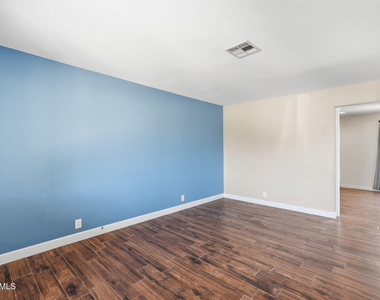1239 W Elna Rae Street - Photo Thumbnail 8