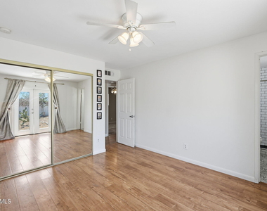 1239 W Elna Rae Street - Photo Thumbnail 21