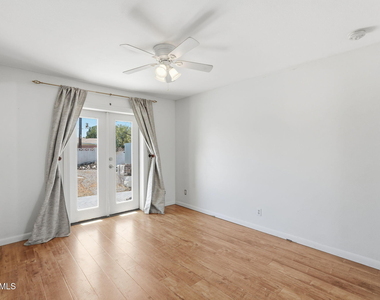 1239 W Elna Rae Street - Photo Thumbnail 19