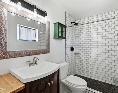 1239 W Elna Rae Street - Photo Thumbnail 27