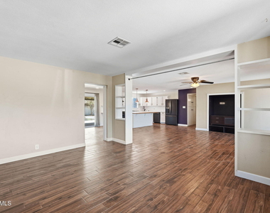 1239 W Elna Rae Street - Photo Thumbnail 11