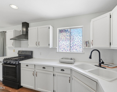 1239 W Elna Rae Street - Photo Thumbnail 16