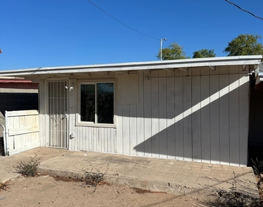 3622 W Sunland Avenue - Photo Thumbnail 22