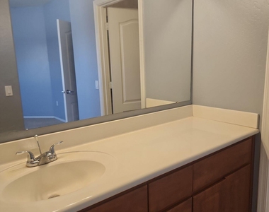 705 W Queen Creek Road - Photo Thumbnail 12