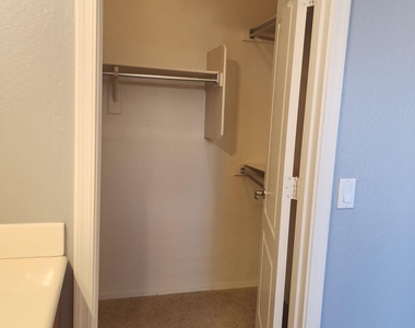 705 W Queen Creek Road - Photo Thumbnail 6