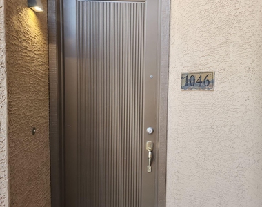705 W Queen Creek Road - Photo Thumbnail 2