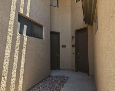 705 W Queen Creek Road - Photo Thumbnail 1