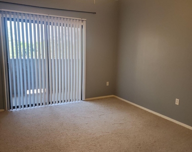 705 W Queen Creek Road - Photo Thumbnail 37
