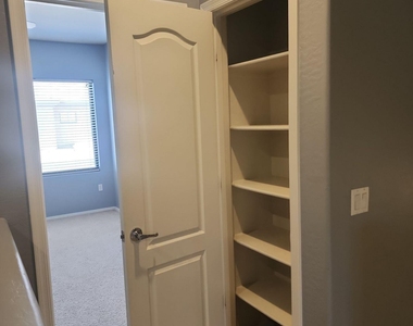 705 W Queen Creek Road - Photo Thumbnail 30