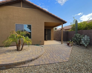 40458 W Hayden Drive - Photo Thumbnail 19