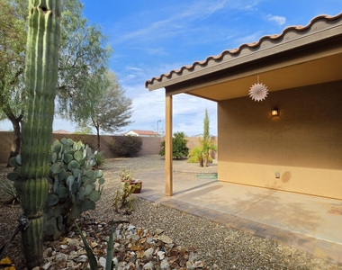 40458 W Hayden Drive - Photo Thumbnail 16