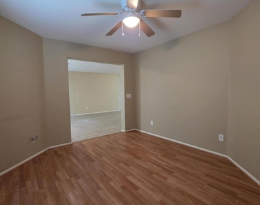 40458 W Hayden Drive - Photo Thumbnail 10