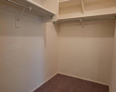 40458 W Hayden Drive - Photo Thumbnail 13