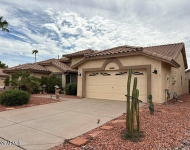 8741 W Wescott Drive - Photo Thumbnail 2