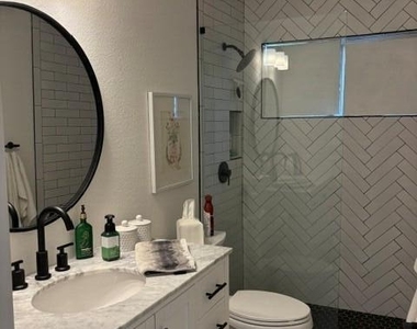 8741 W Wescott Drive - Photo Thumbnail 15