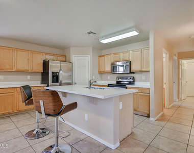 16176 W Statler Street - Photo Thumbnail 6