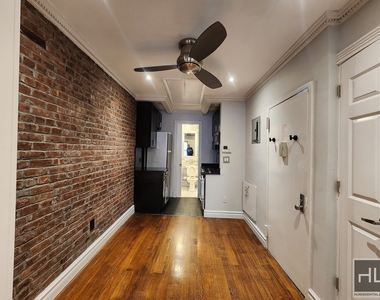 W 53rd St. - Photo Thumbnail 2
