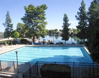 1529 E Edgewater Drive - Photo Thumbnail 27