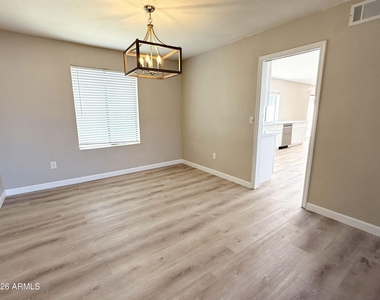1529 E Edgewater Drive - Photo Thumbnail 3