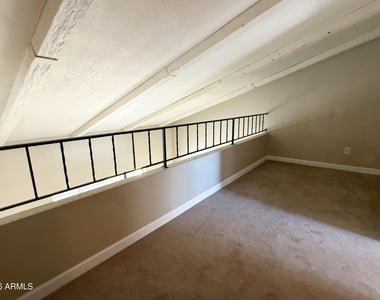 1529 E Edgewater Drive - Photo Thumbnail 20