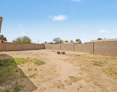 932 W Libra Drive - Photo Thumbnail 34