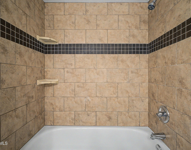 932 W Libra Drive - Photo Thumbnail 30