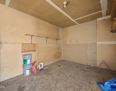 932 W Libra Drive - Photo Thumbnail 33