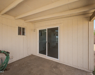 932 W Libra Drive - Photo Thumbnail 32