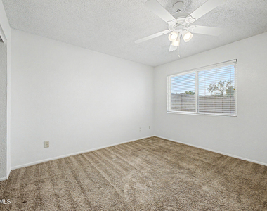 932 W Libra Drive - Photo Thumbnail 22
