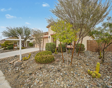 8833 S 167th Lane - Photo Thumbnail 4