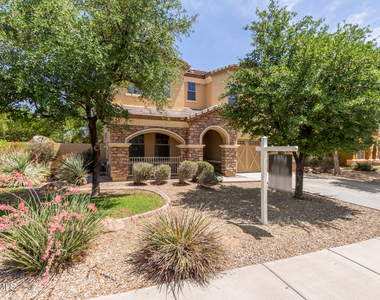 15204 W Westview Drive - Photo Thumbnail 1