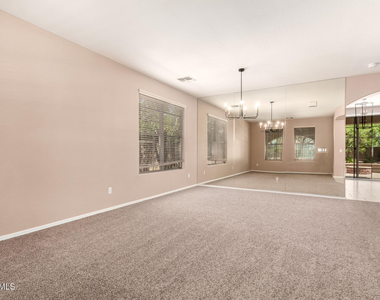 15204 W Westview Drive - Photo Thumbnail 6