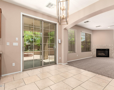 15204 W Westview Drive - Photo Thumbnail 10