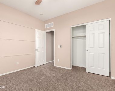 15204 W Westview Drive - Photo Thumbnail 25