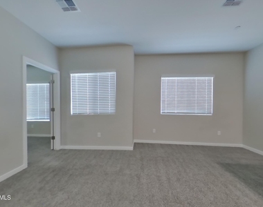 4539 E Grandview Street - Photo Thumbnail 15