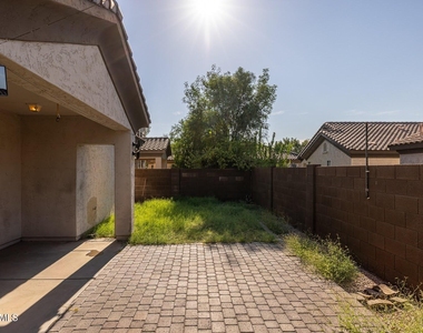 2051 E Carla Vista Drive - Photo Thumbnail 44