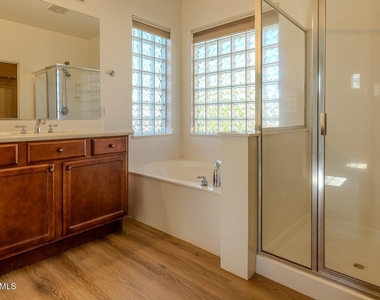 2051 E Carla Vista Drive - Photo Thumbnail 38