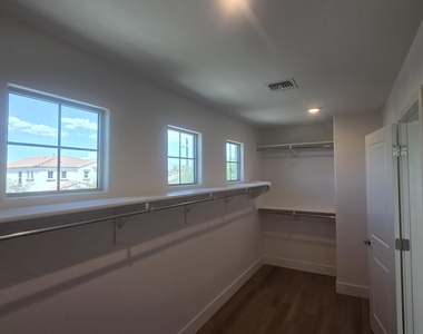 5220 S Hadron -- - Photo Thumbnail 24