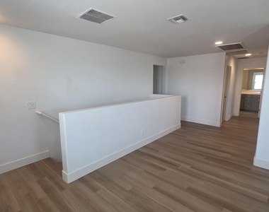 5220 S Hadron -- - Photo Thumbnail 13