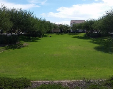 5220 S Hadron -- - Photo Thumbnail 40